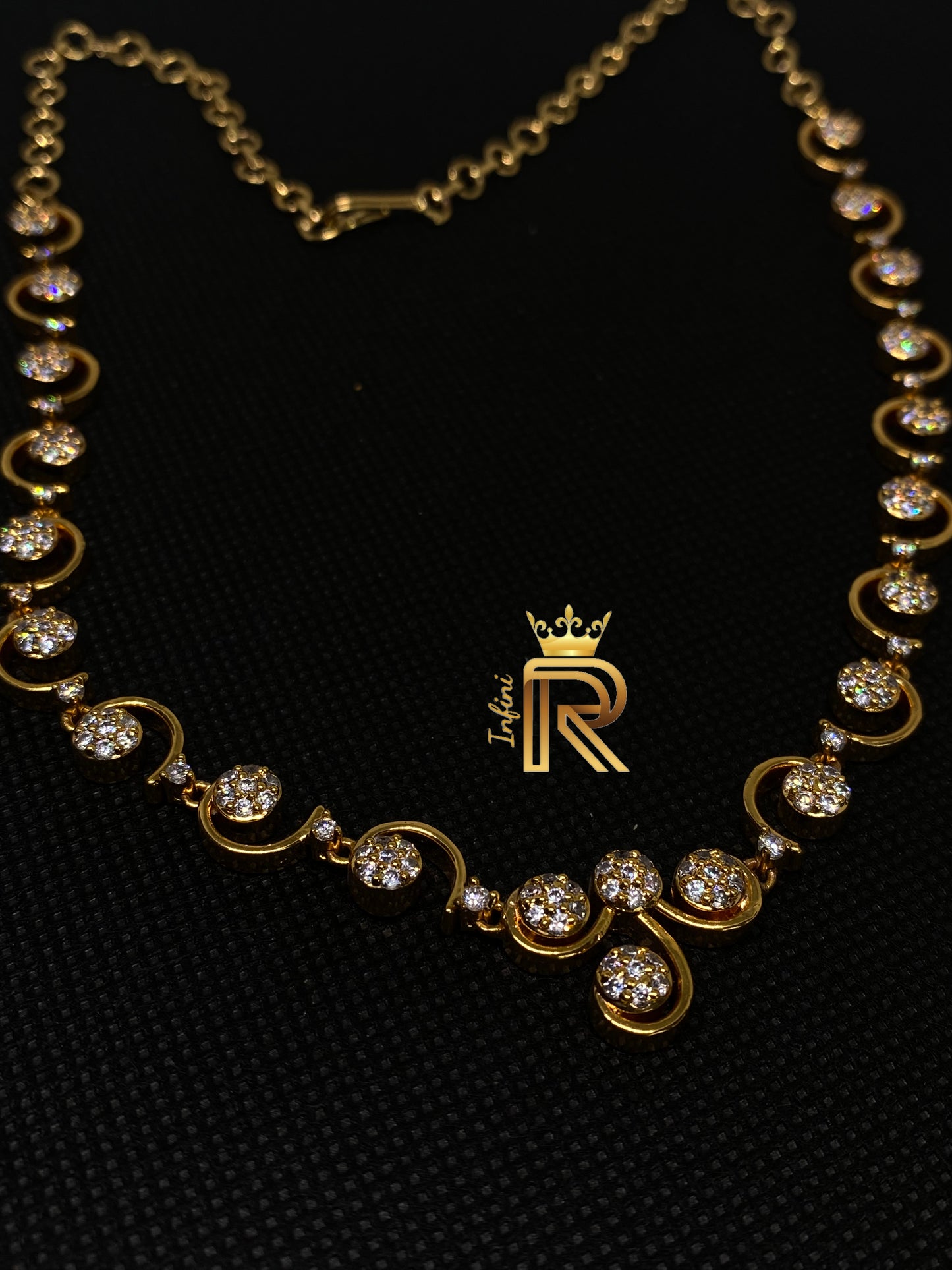 Diamond on a Curly modern design