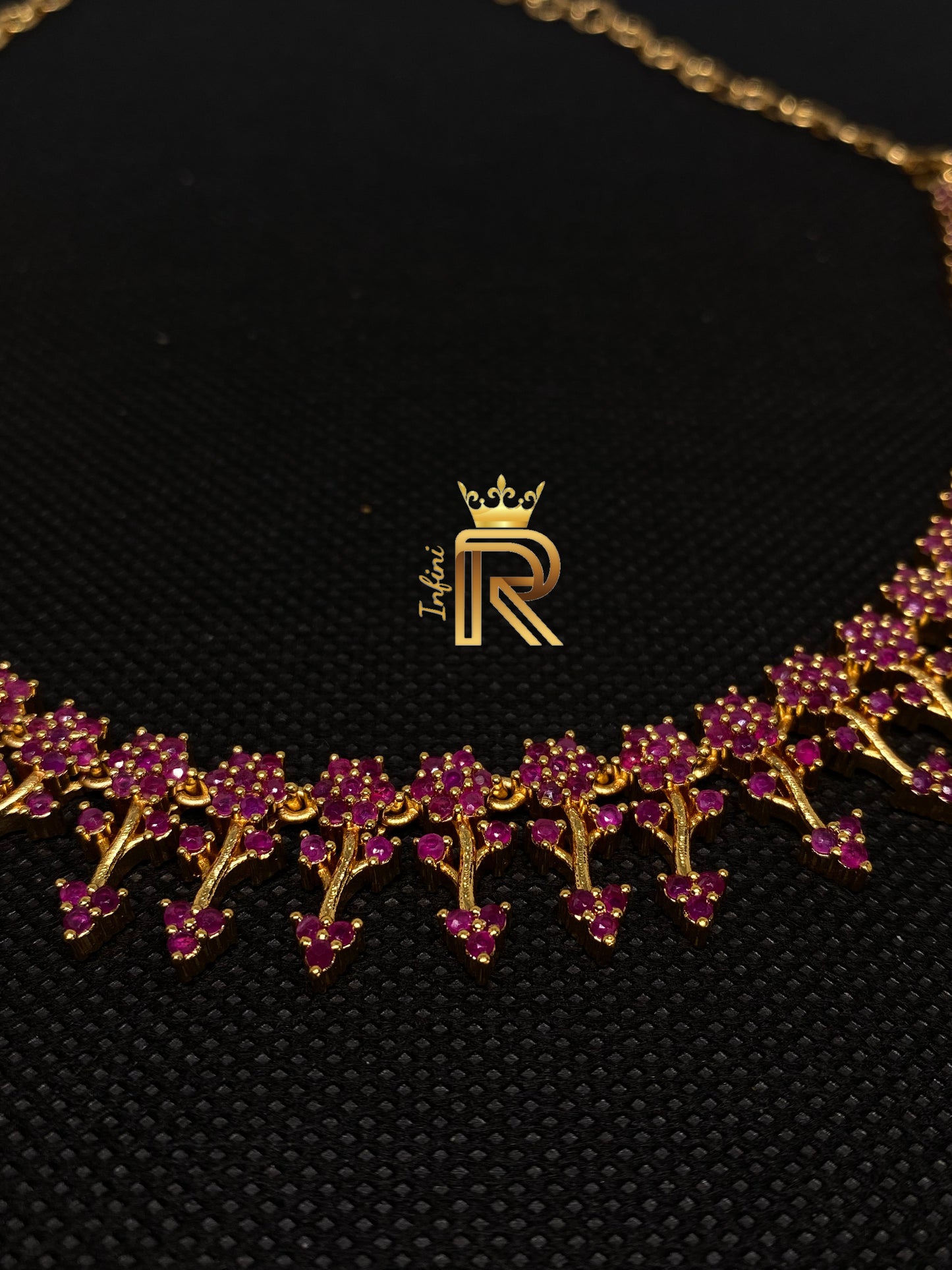 Kemp Red Choker with floral design