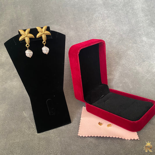 18k Gold Starfish Earring, Freshwater Baroque Pearl, Freeform White Pearl, Ocean-Inspired All the glitter is gold, Summer jewelry